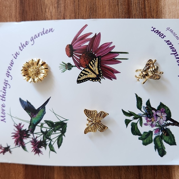 Readers Digest Garden  Pins - Picture 2 of 3